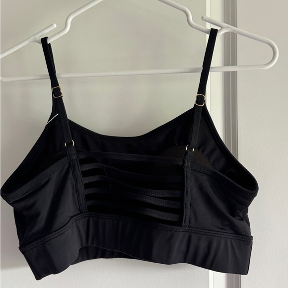 Lime Ricki Black Sports Bra with Adjustable Straps - Picture 12 of 12